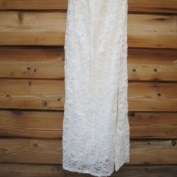 DB Studio Stretch Lace Halter Neck Gown - Picture 11 of 13